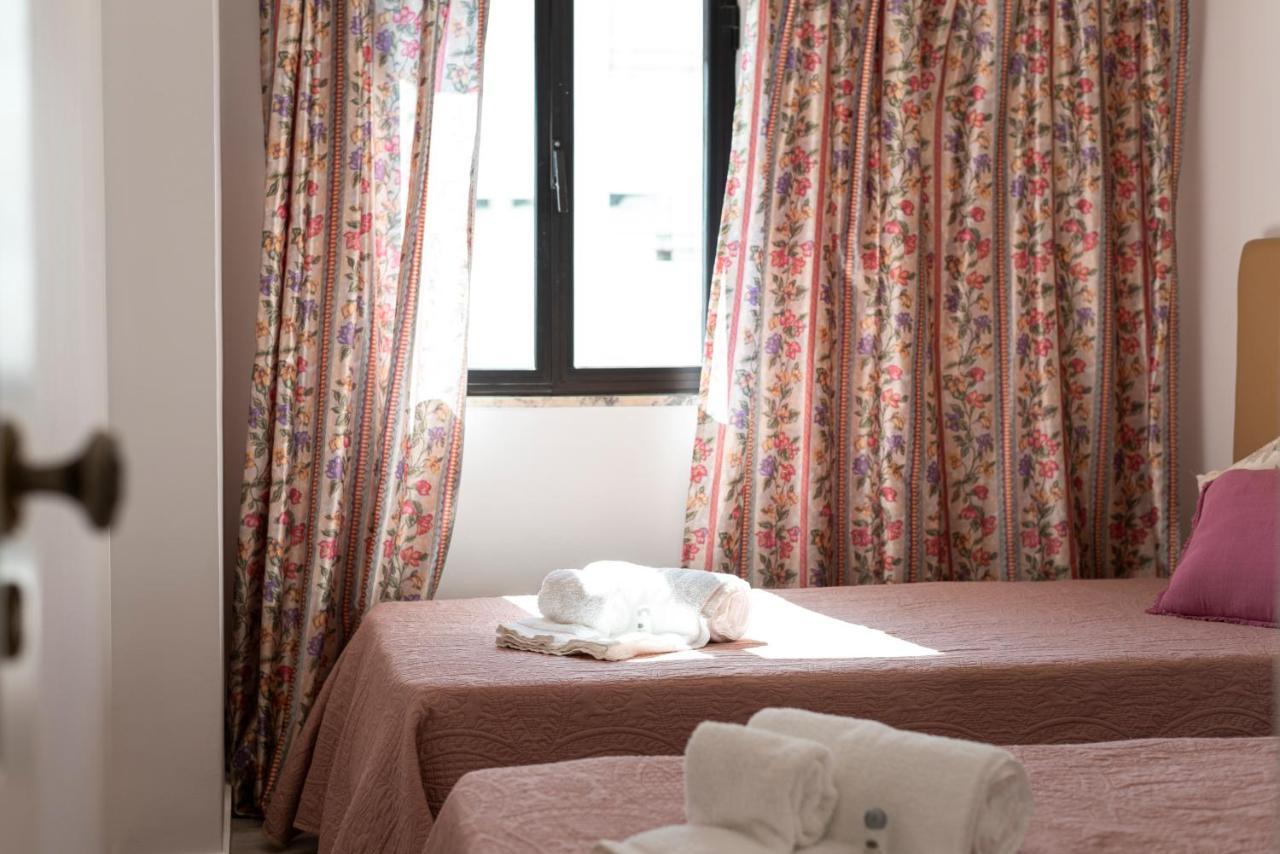 Chantal Apartment - Near The Beach - Quarteira Extérieur photo